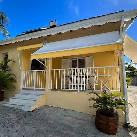 Les Villas Sarah Le Moule Luaran gambar